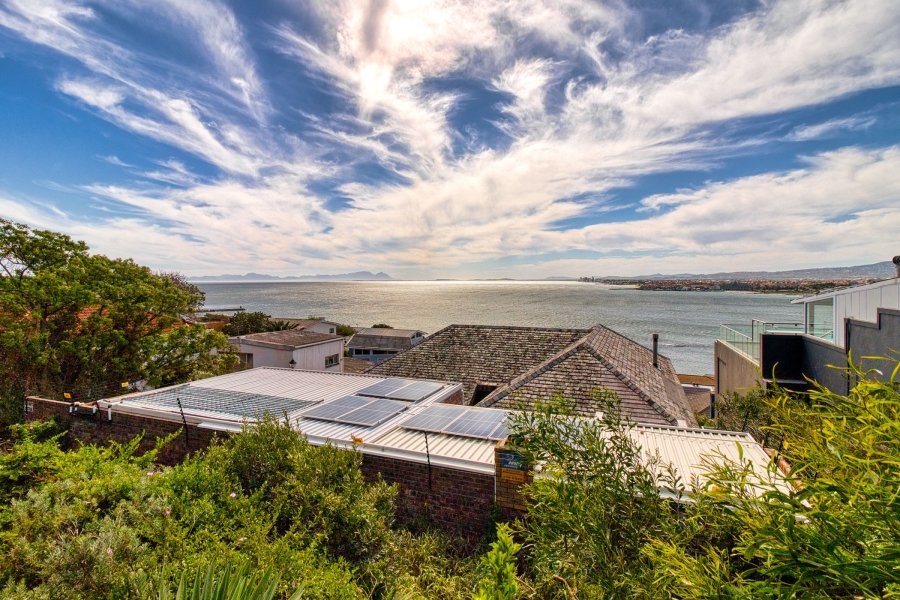 4 Bedroom Property for Sale in Gordons Bay Village Western Cape